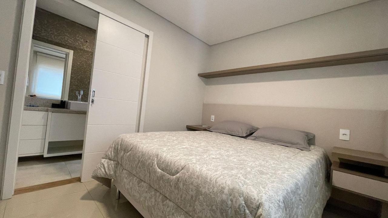 Apartamento novinho e confortável no centro de Foz Foz do Iguaçu Exterior foto